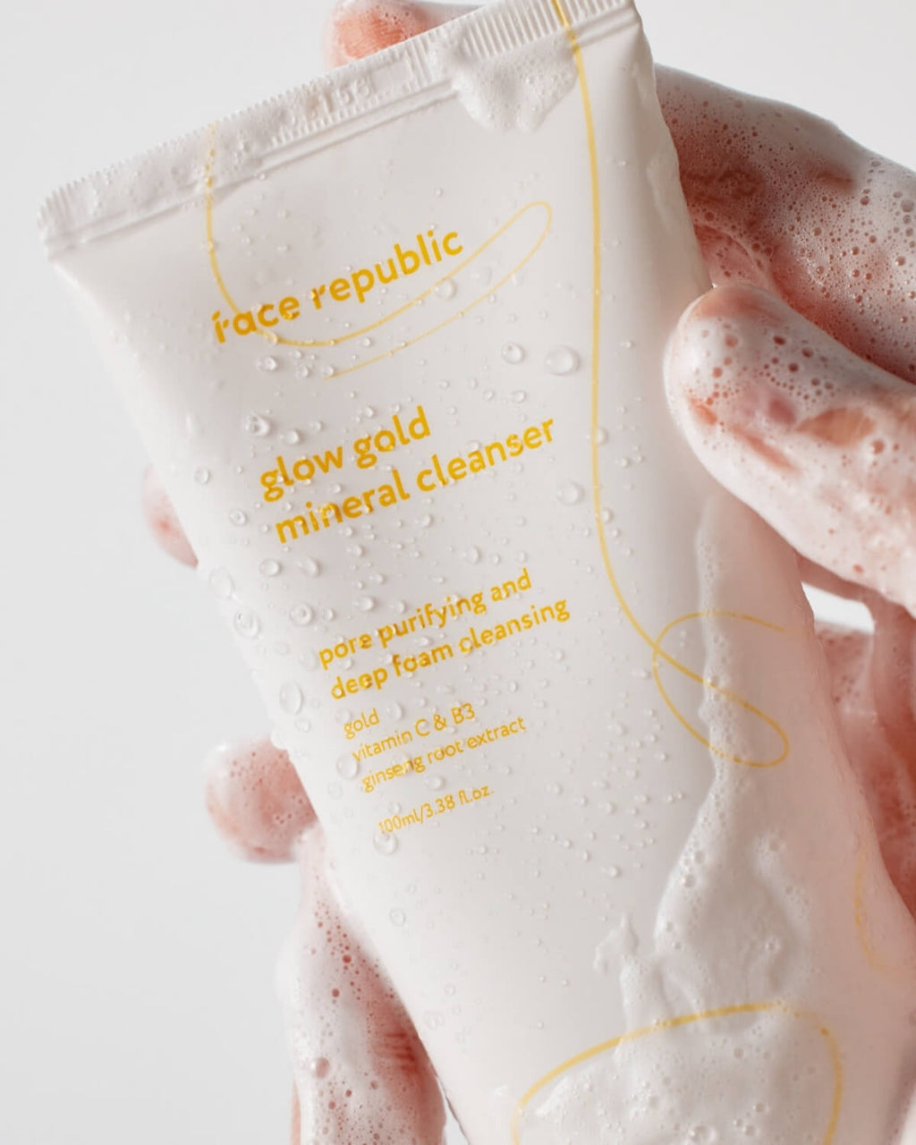 Face Republic Glow Gold Mineral Cleanser