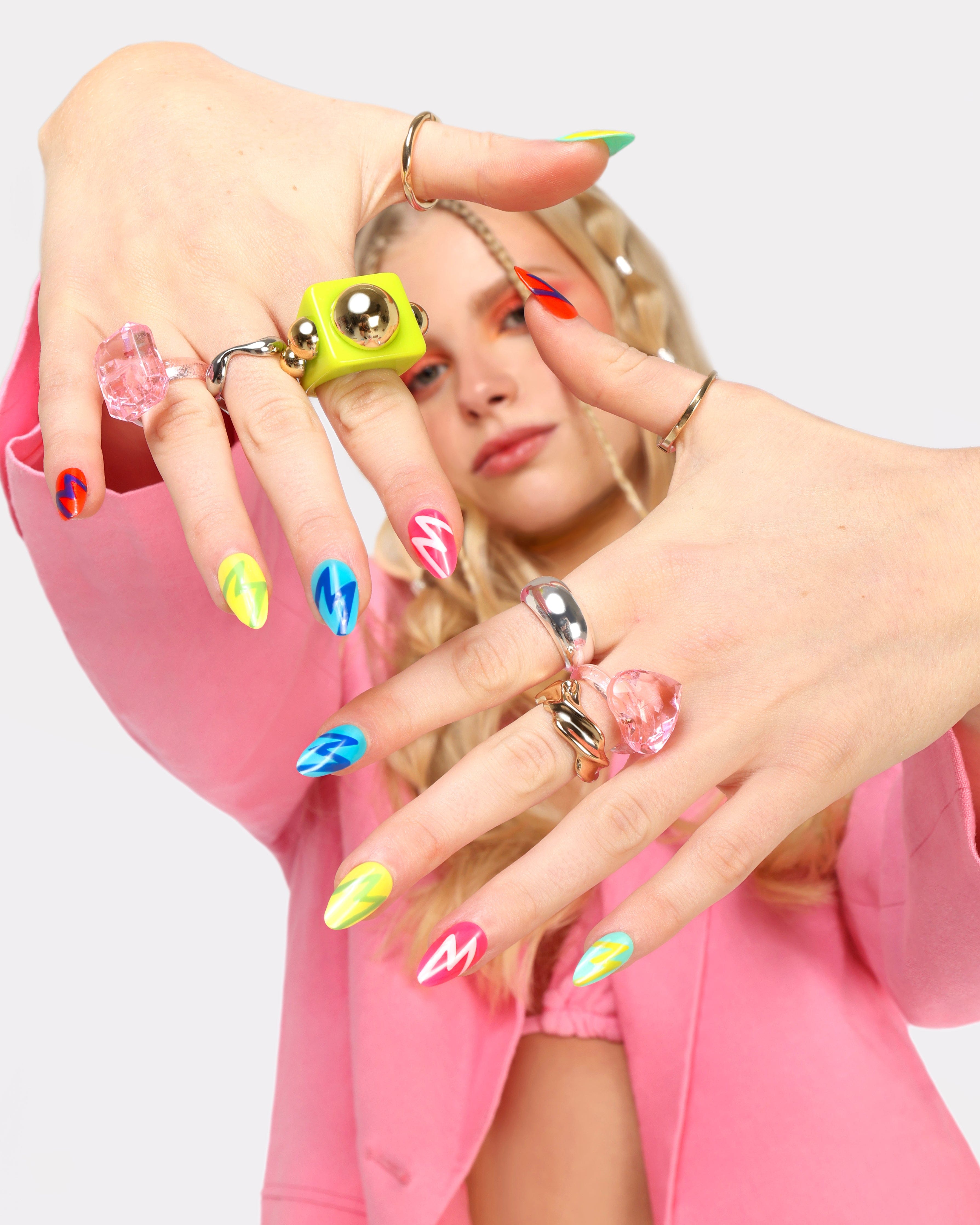 Gelly Hi Shine Nail Paint | Blue Hawaiian