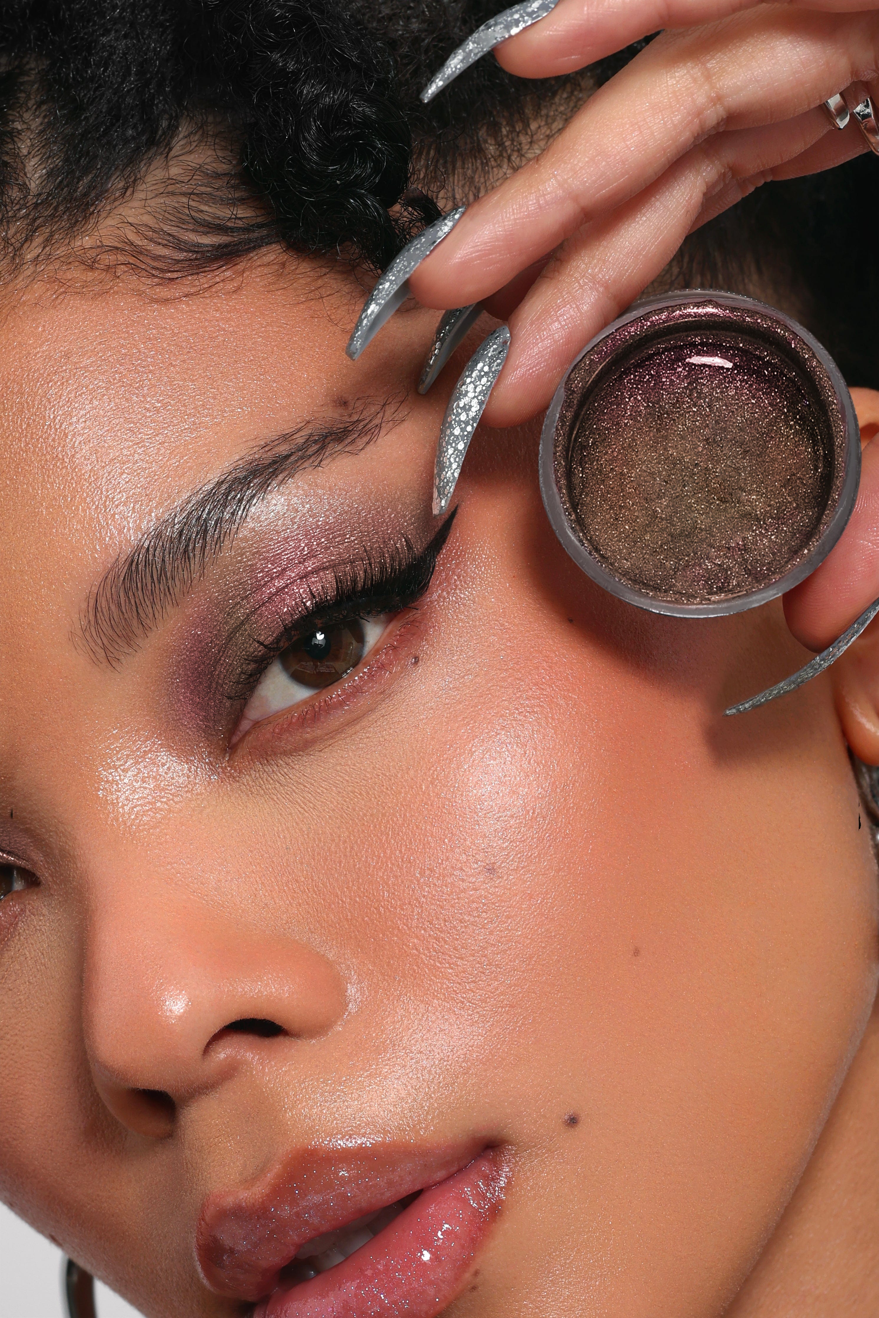 Glazed Gel Chrome Eyeshadow | Mocha Rose