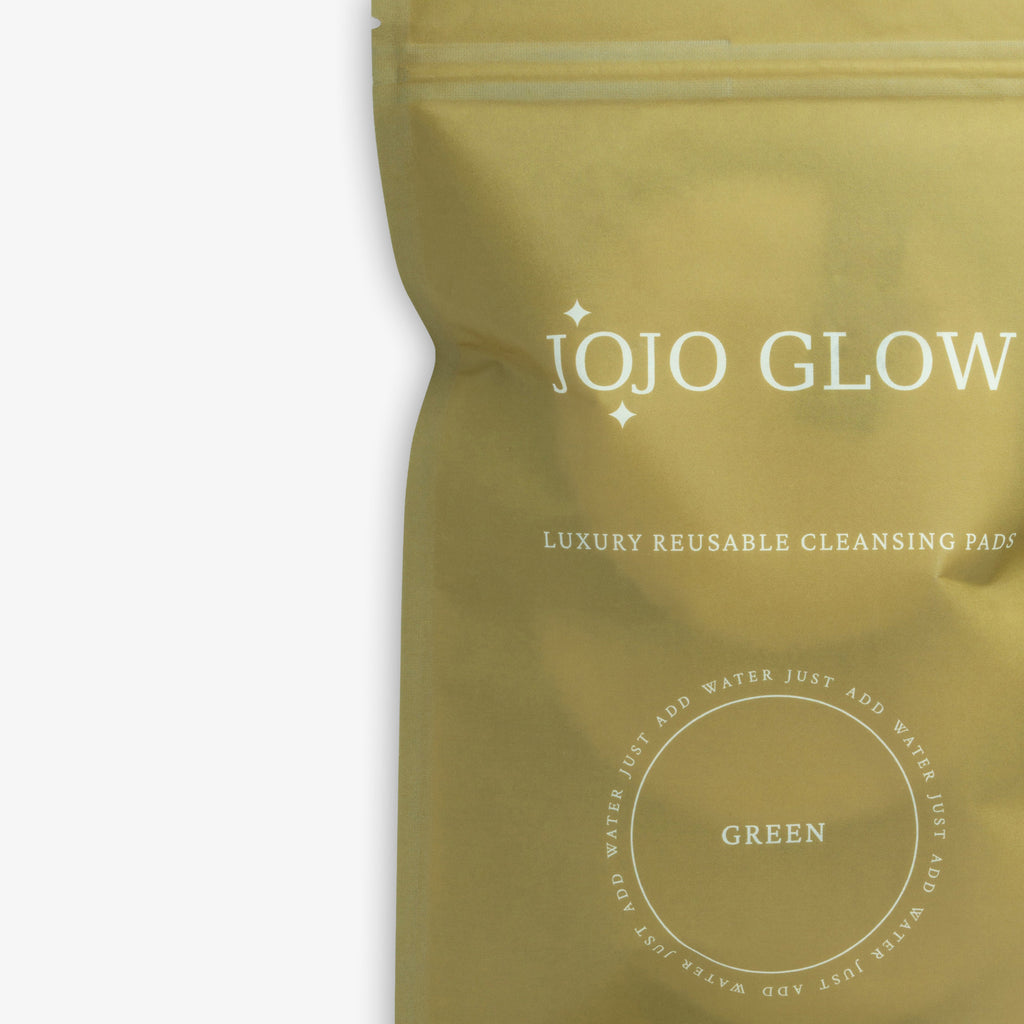 JoJo Glow Cleansing Pads in Green